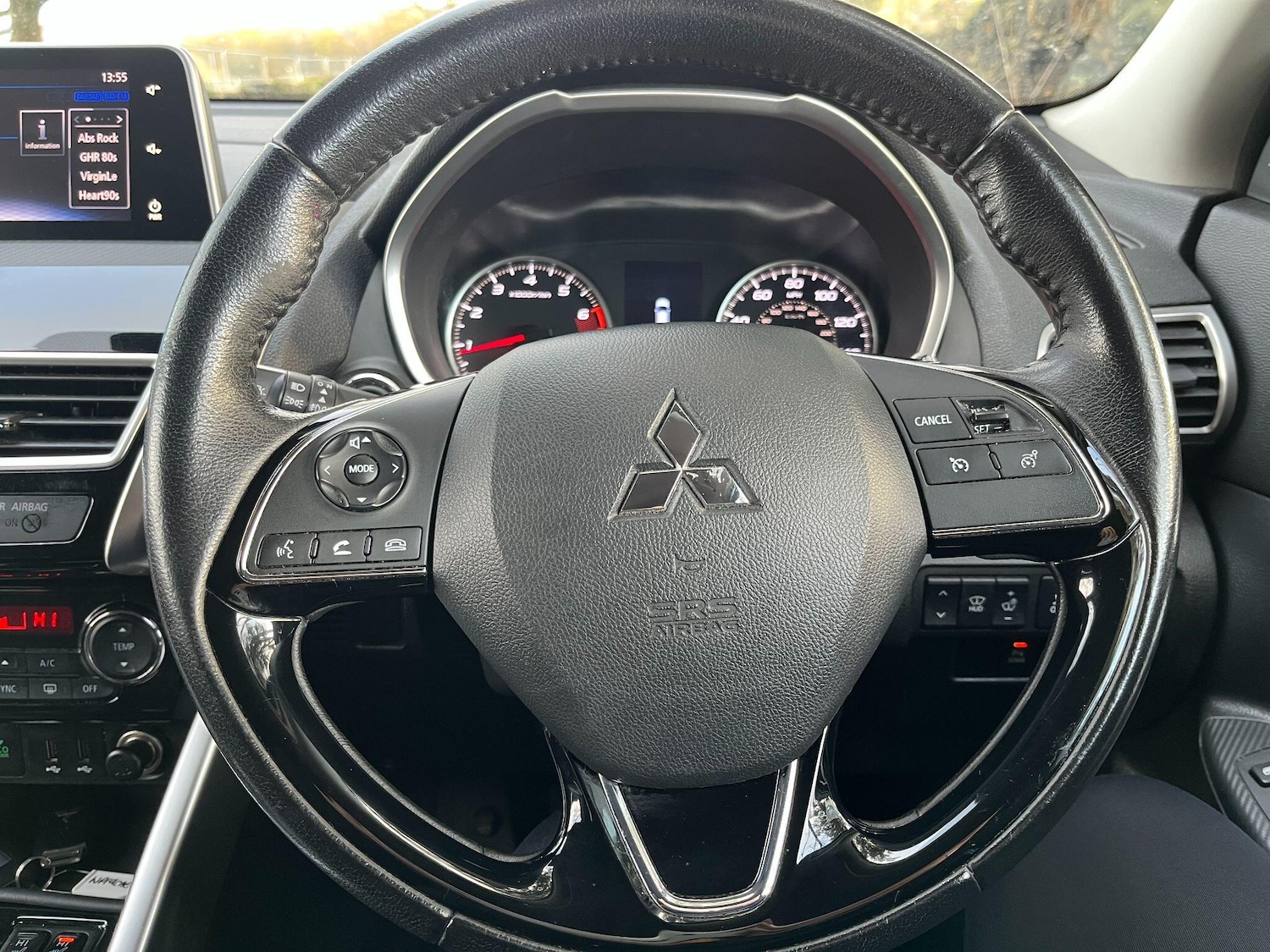 Used Mitsubishi Eclipse Cross 2019 for sale - 76887361: Photo 31