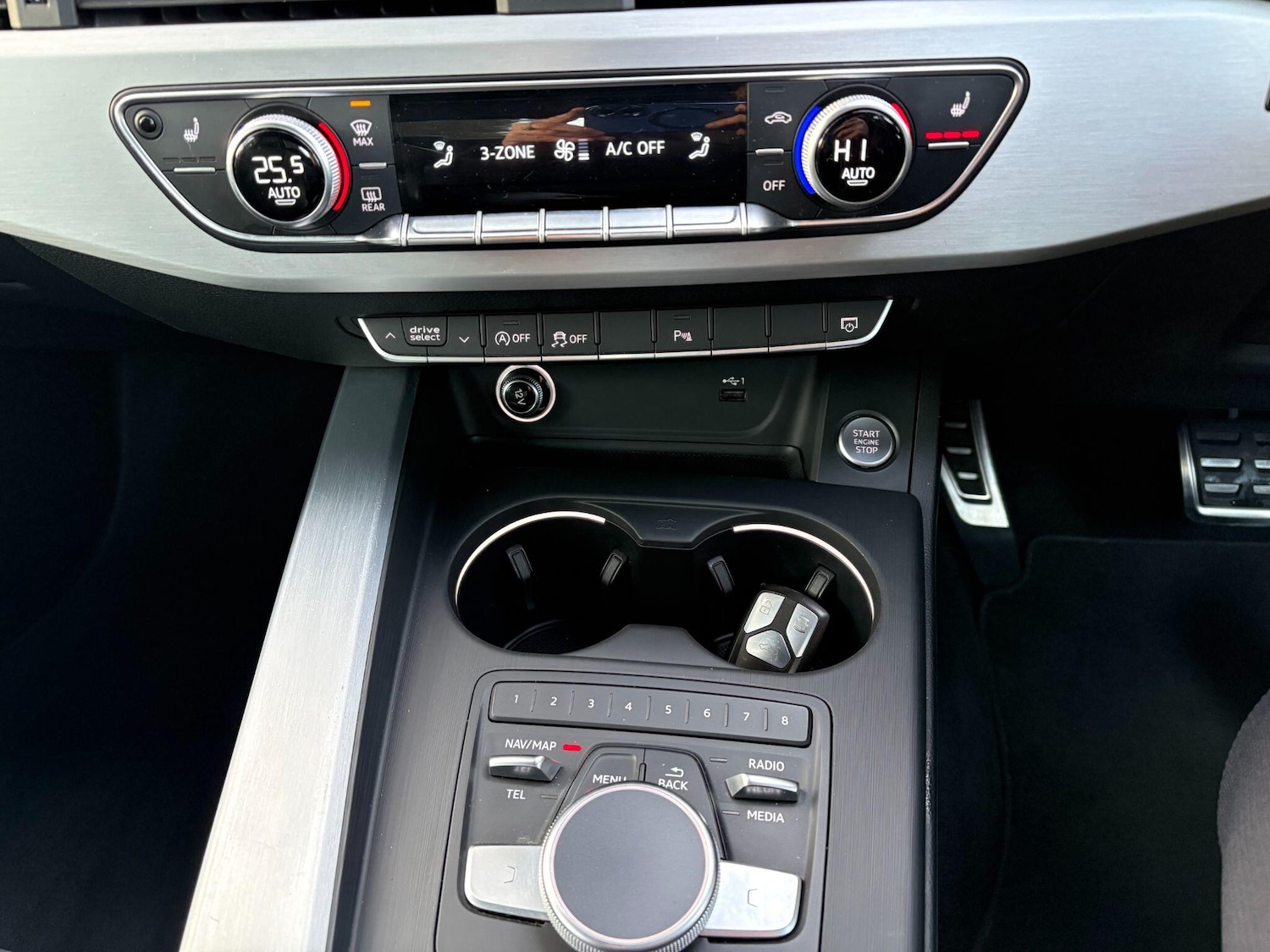 Used Audi A5 Cabriolet for sale - 77267760: Photo 43