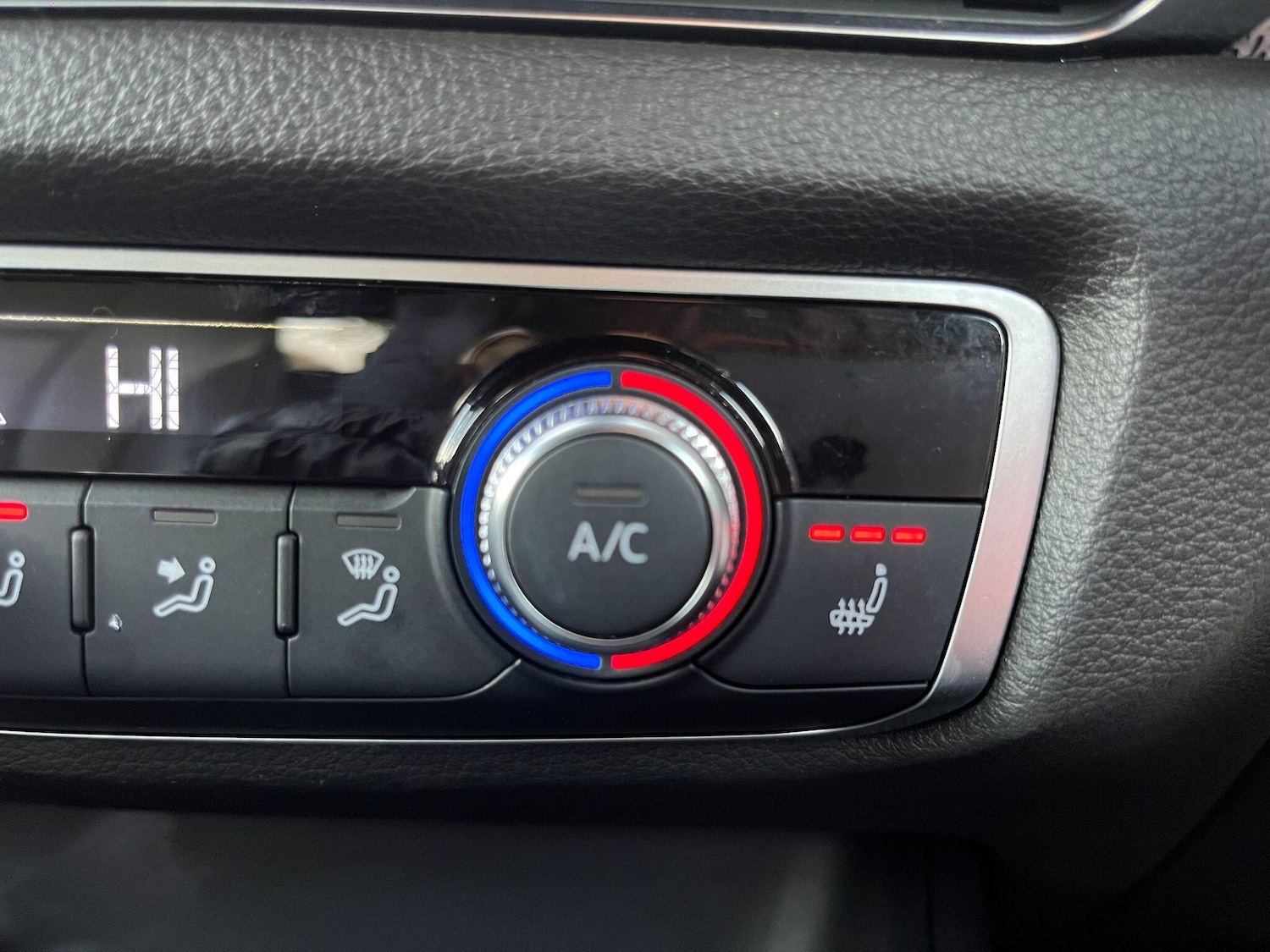 Used Audi RS3 2017 for sale - 77073856: Photo 41