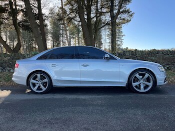 Used Audi A4 2014 for sale - 76703639: Photo
