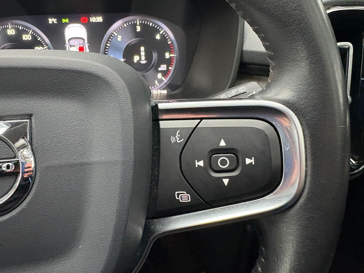 Used Volvo XC40 2019 for sale - 77331861: Photo 29