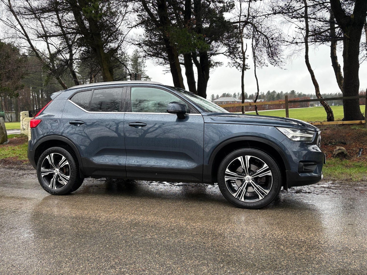 Used Volvo XC40 2019 for sale - 77331861: Photo 3