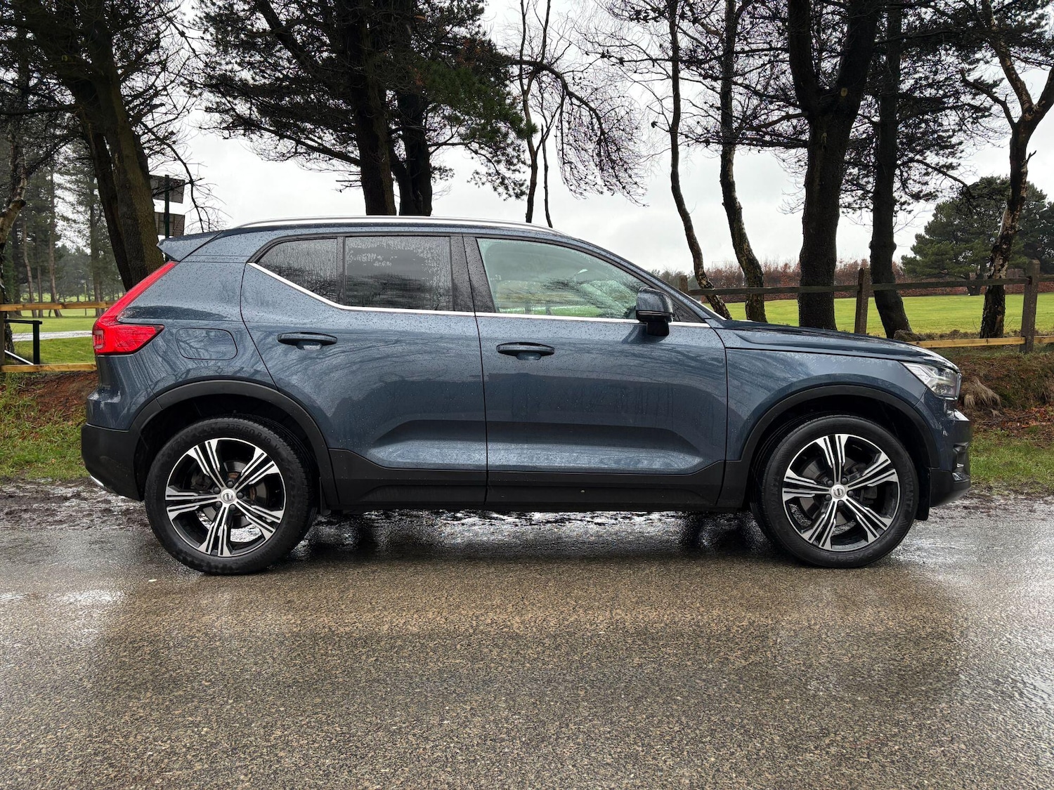 Used Volvo XC40 2019 for sale - 77331861: Photo 4