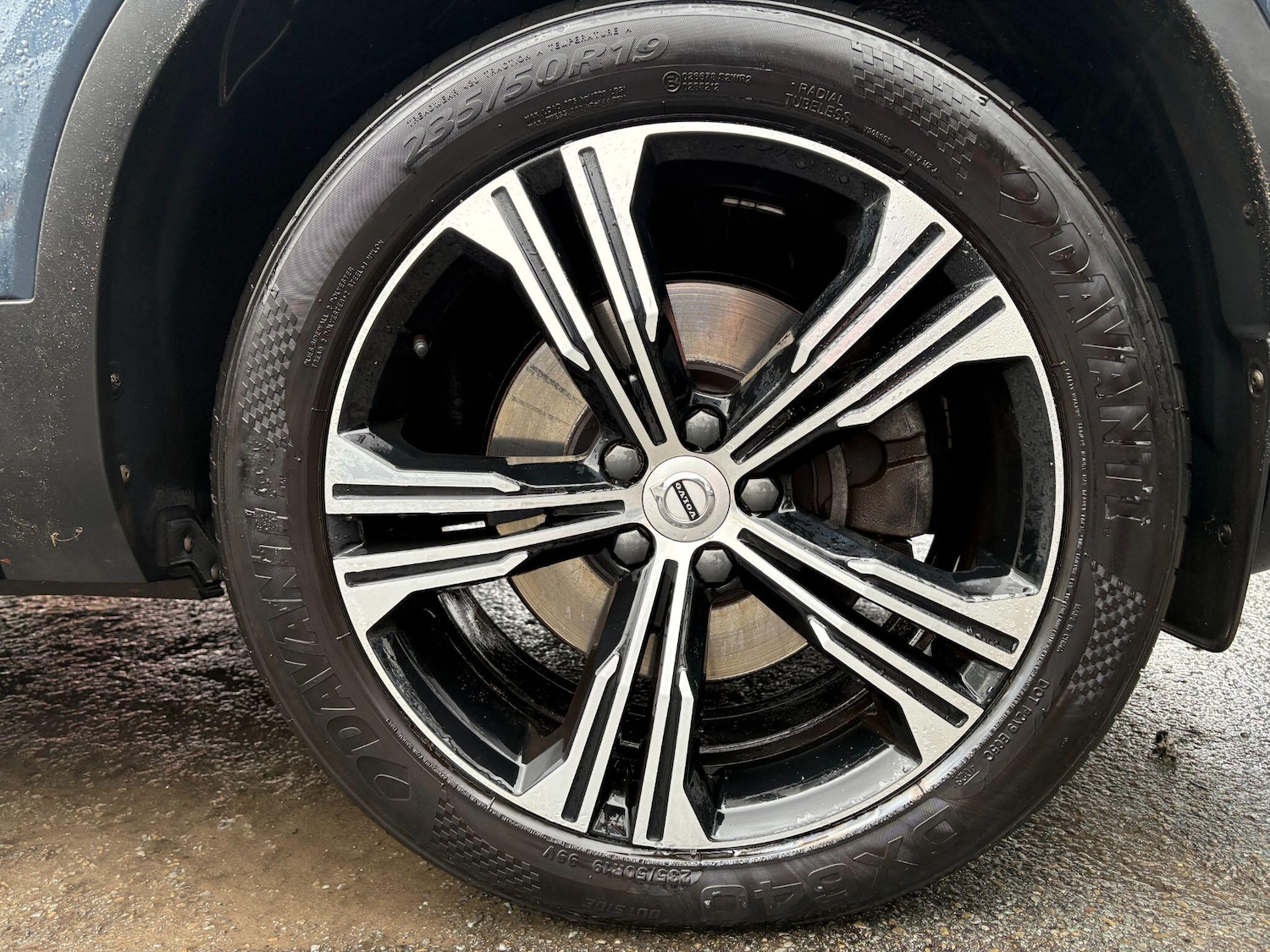 Used Volvo XC40 2019 for sale - 77331861: Photo 42