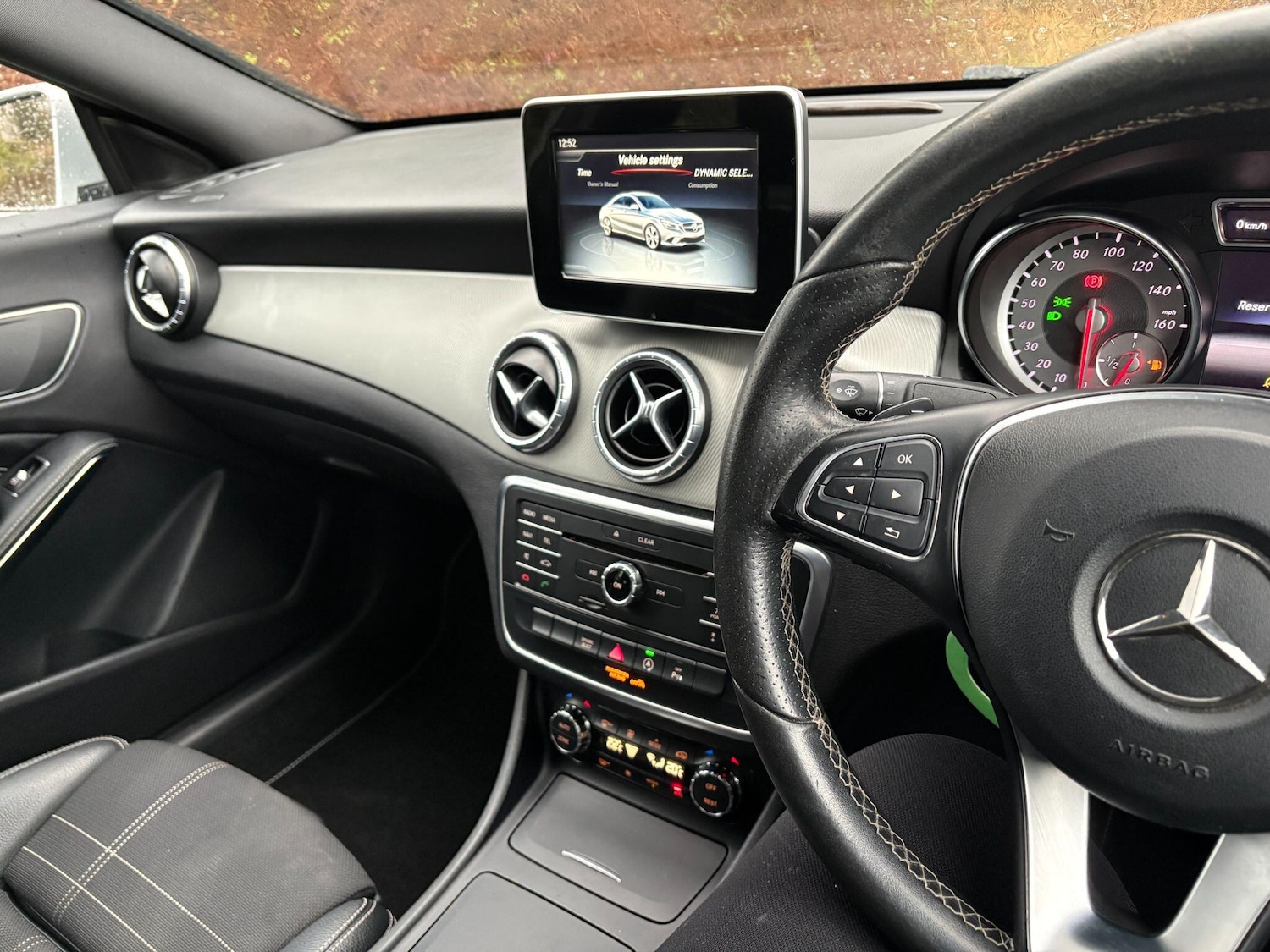 Used Mercedes-Benz CLA 2016 for sale - 76952418: Photo 31