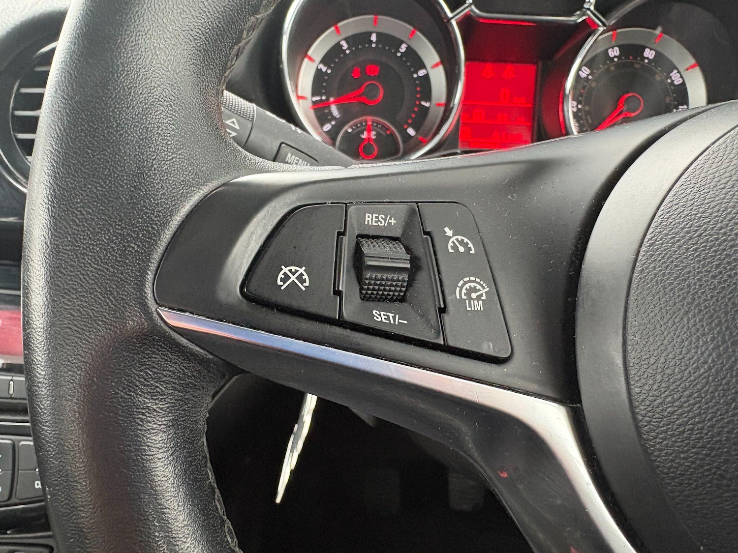 Used Vauxhall ADAM 2015 for sale - 77537758: Photo 33