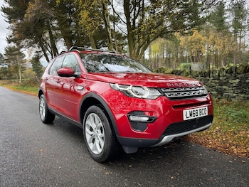 Used Land Rover Discovery Sport 2018 for sale - 76703656: Photo