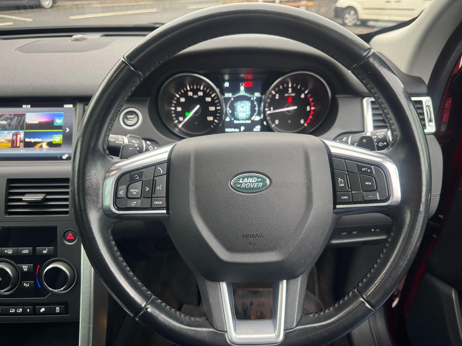 Used Land Rover Discovery Sport 2018 for sale - 76703656: Photo 30