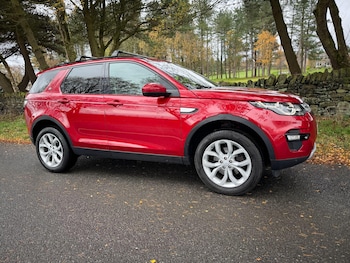 Used Land Rover Discovery Sport 2018 for sale - 76703656: Photo