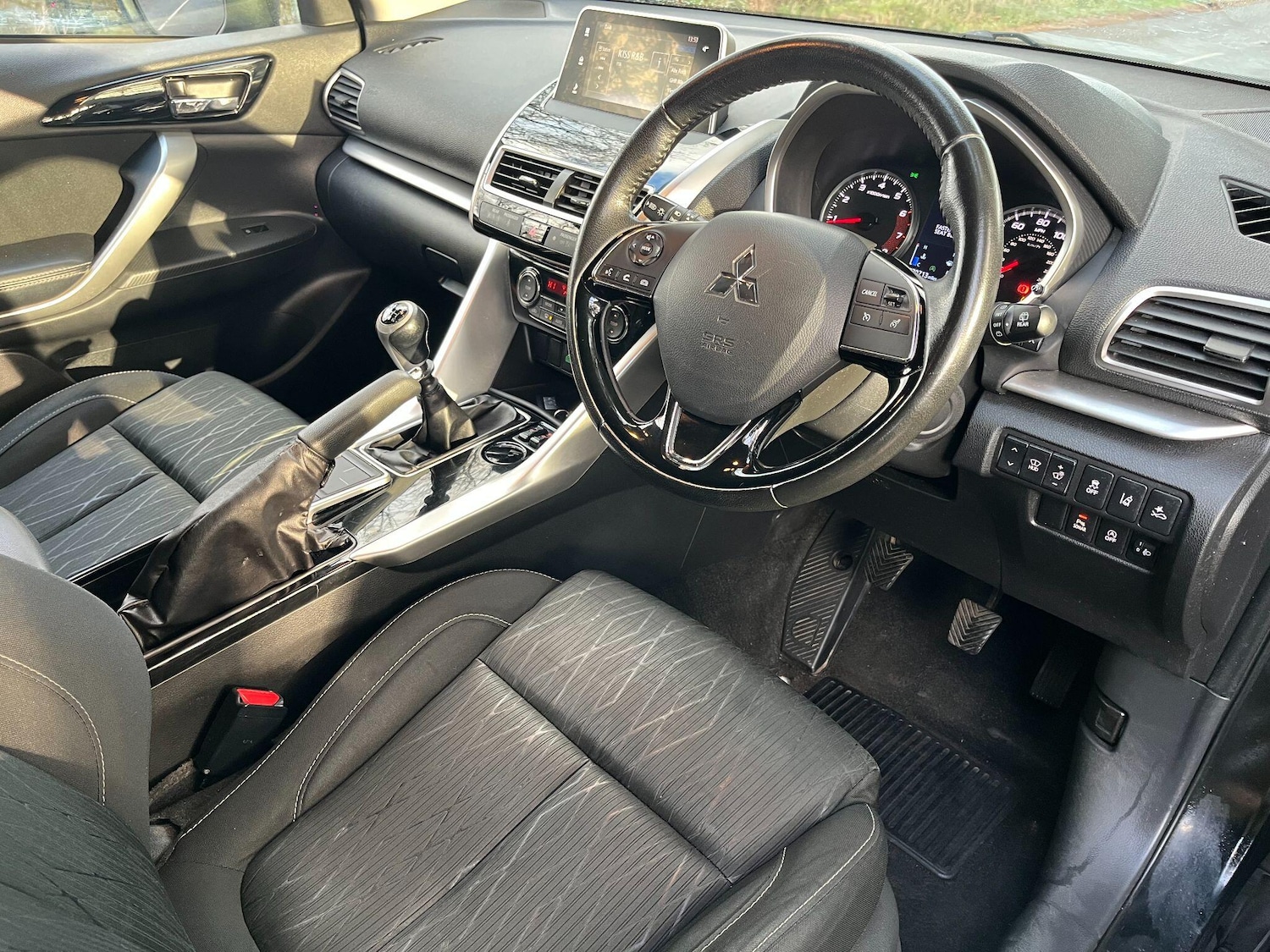 Used Mitsubishi Eclipse Cross 2019 for sale - 76702230: Photo 18