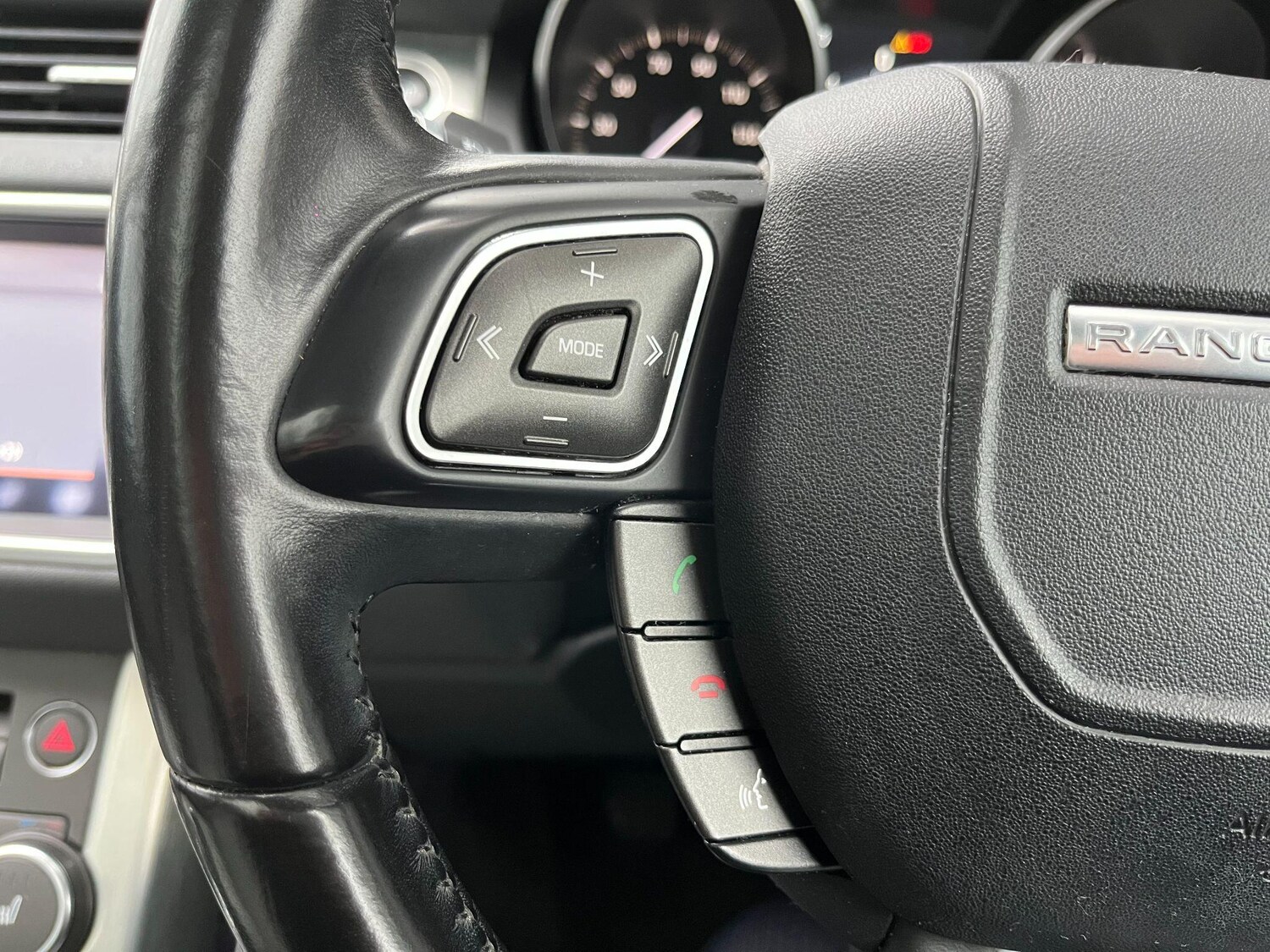 Used Land Rover Range Rover Evoque 2017 for sale - 76703647: Photo 38