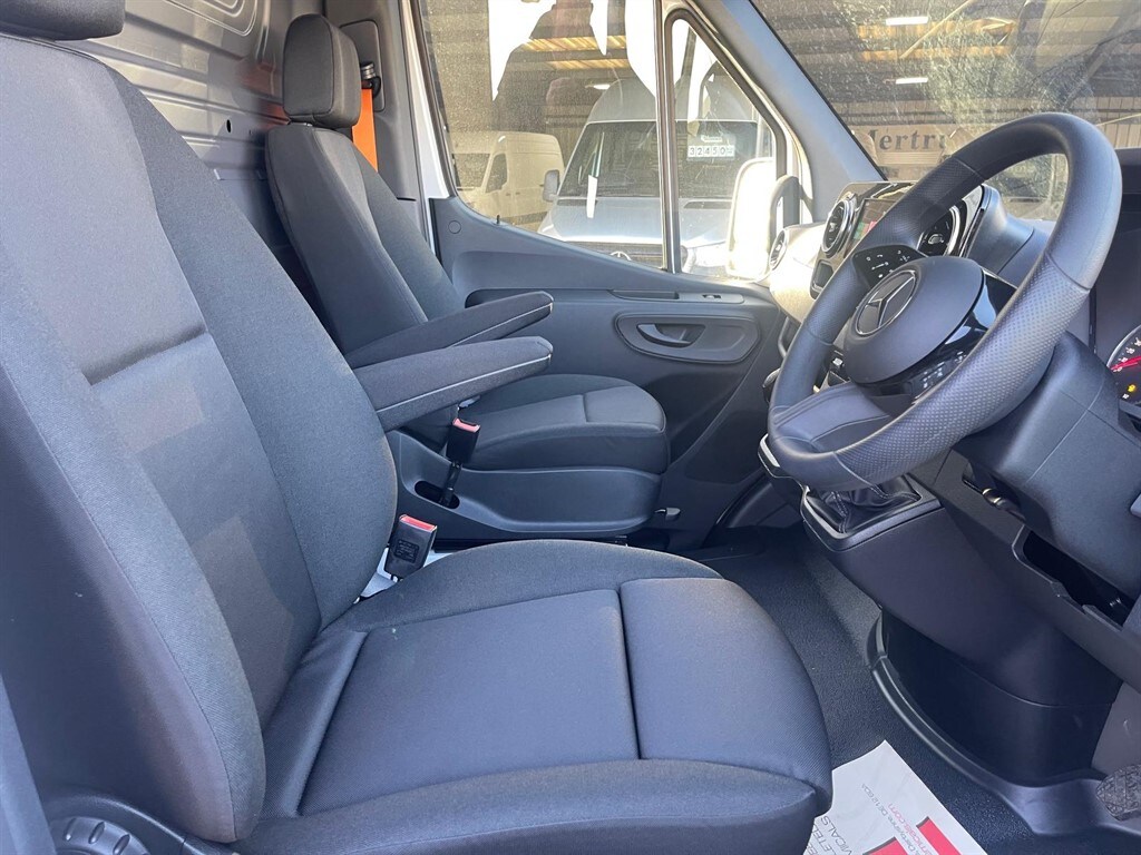 Used Mercedes-Benz Sprinter 2025 for sale - 76908243: Photo 13