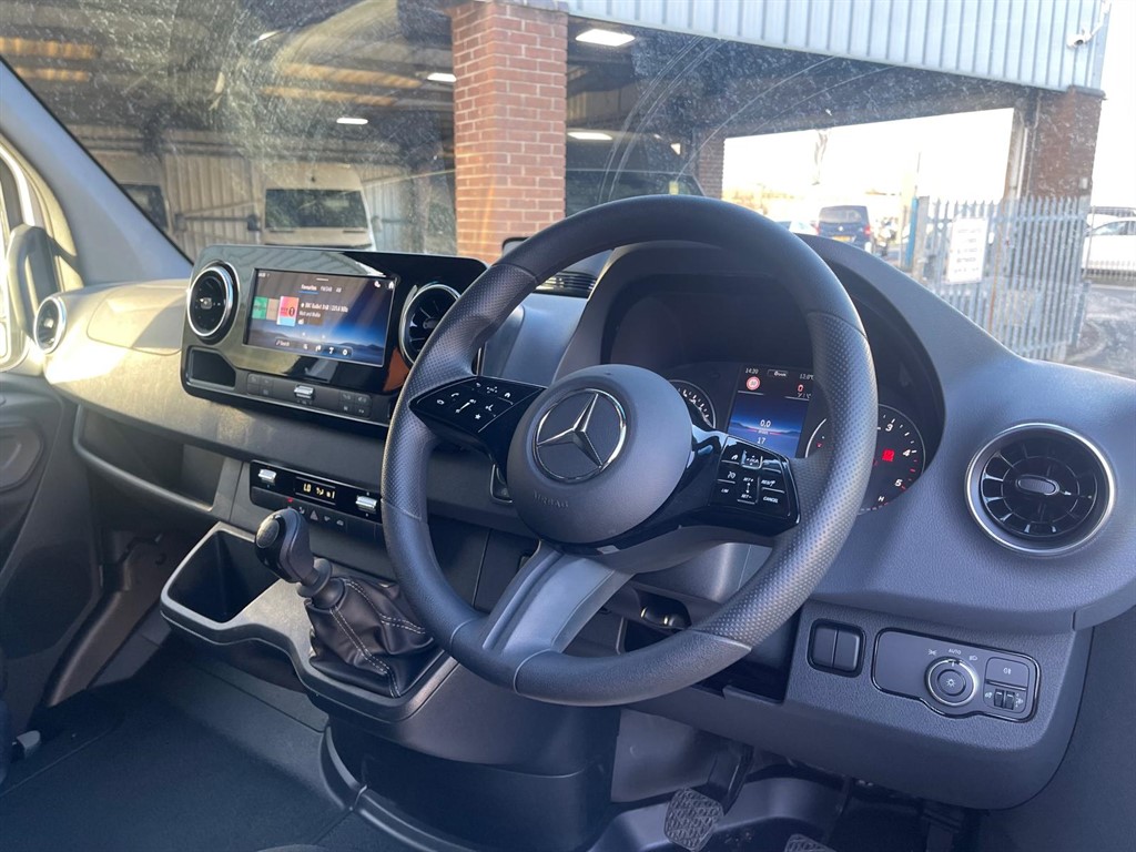 Used Mercedes-Benz Sprinter 2025 for sale - 76908243: Photo 14