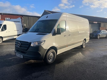 Mercedes-Benz Sprinter feature image