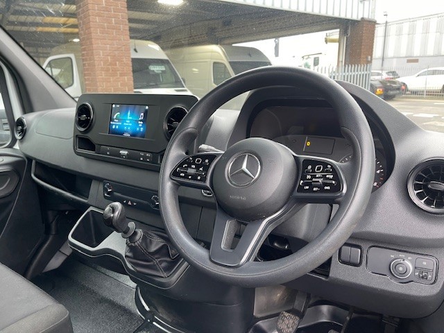 Used Mercedes-Benz Sprinter 2023 for sale - 77367349: Photo 2