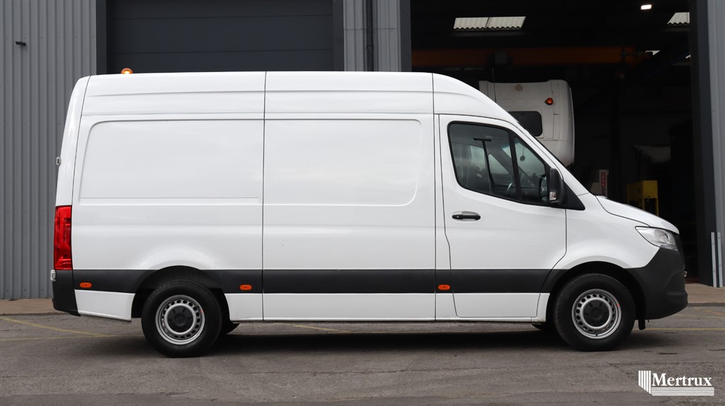Used Mercedes-Benz Sprinter 2024 for sale - 76603045: Photo 2