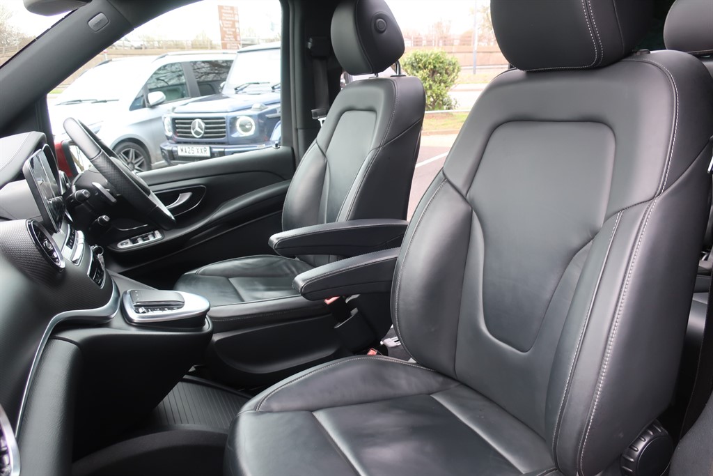 Used Mercedes-Benz V-Class 2023 for sale - 78081505: Photo 16