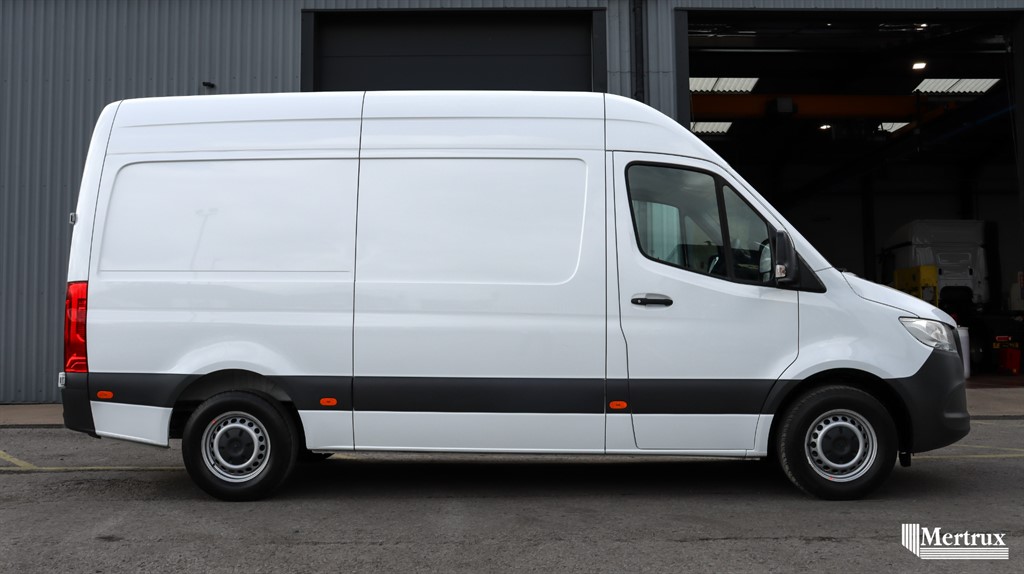 Used Mercedes-Benz Sprinter 2024 for sale - 76603047: Photo 2