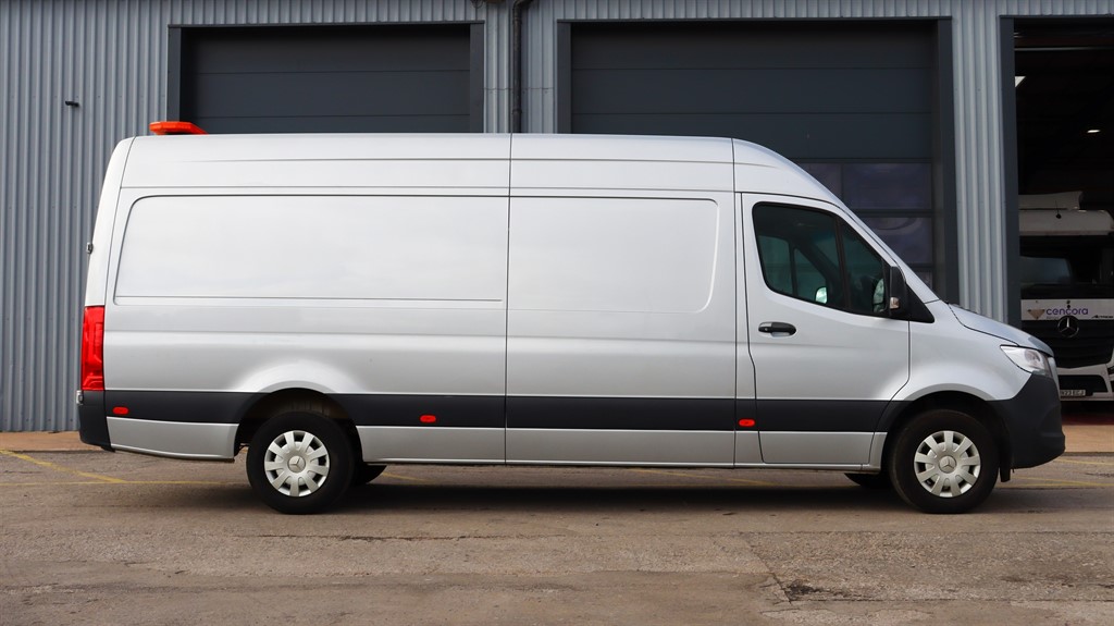 Used Mercedes-Benz Sprinter 2024 for sale - 76603080: Photo 2