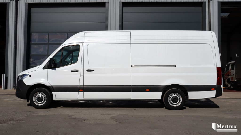Used Mercedes-Benz Sprinter 2024 for sale - 76452440: Photo 4