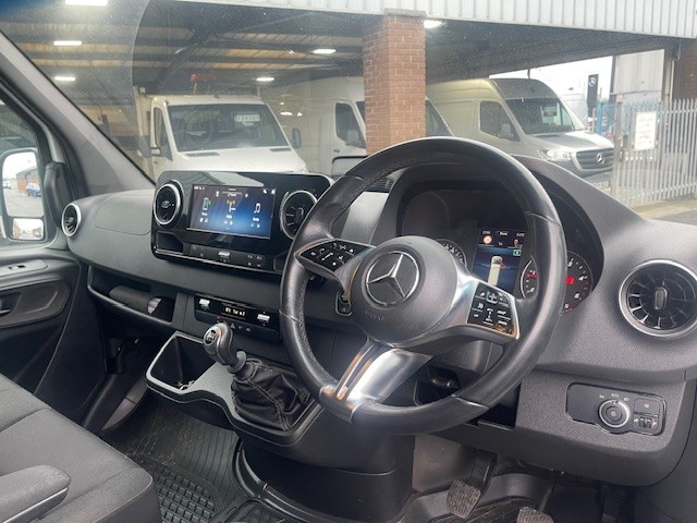 Used Mercedes-Benz Sprinter 2025 for sale - 77367309: Photo 3