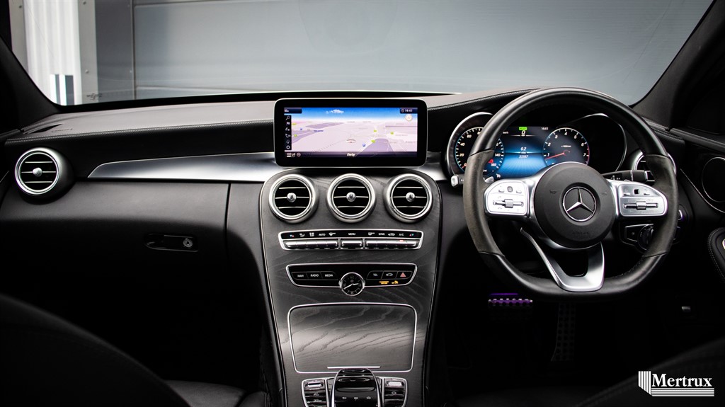 Used Mercedes-Benz C Class 2021 for sale - 76480017: Photo 2