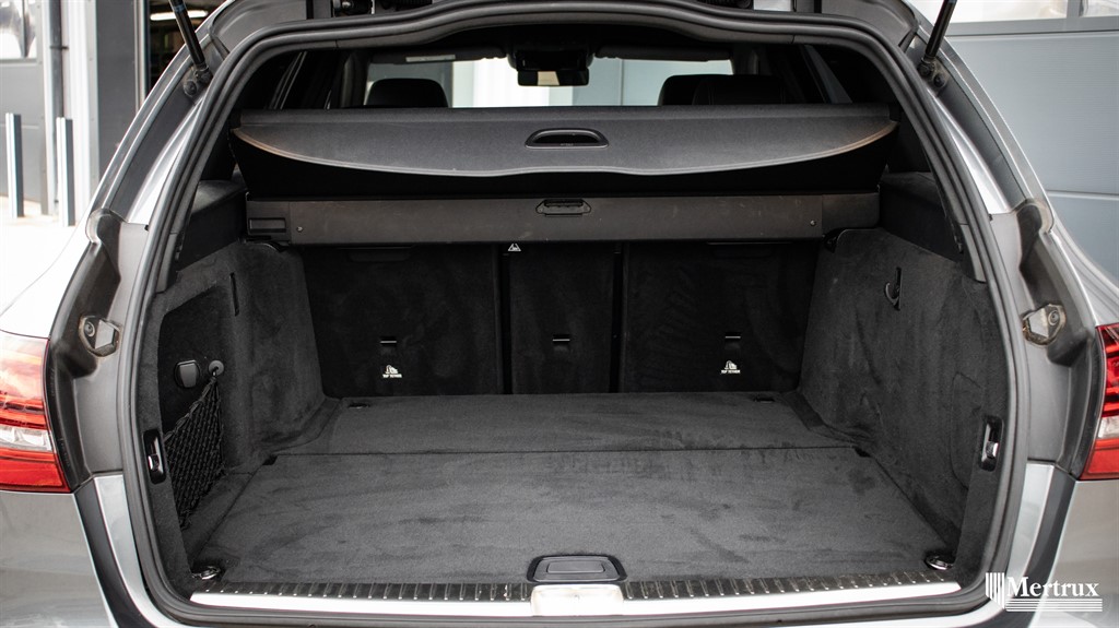 Used Mercedes-Benz C Class 2021 for sale - 76480017: Photo 31