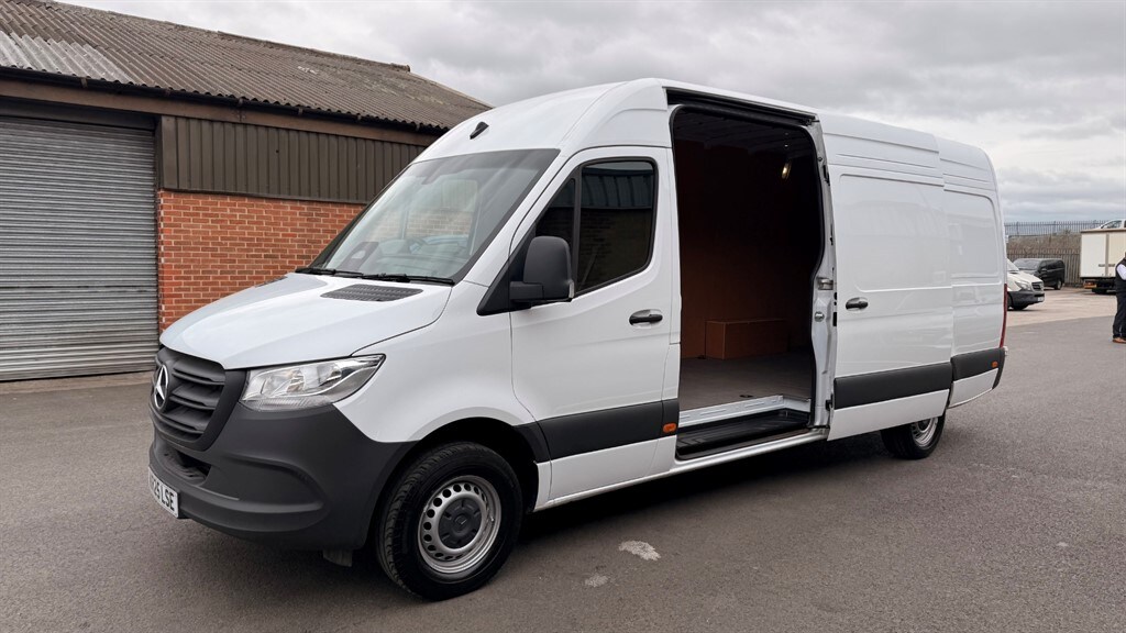 Used Mercedes-Benz Sprinter 2025 for sale - 78000570: Photo 11