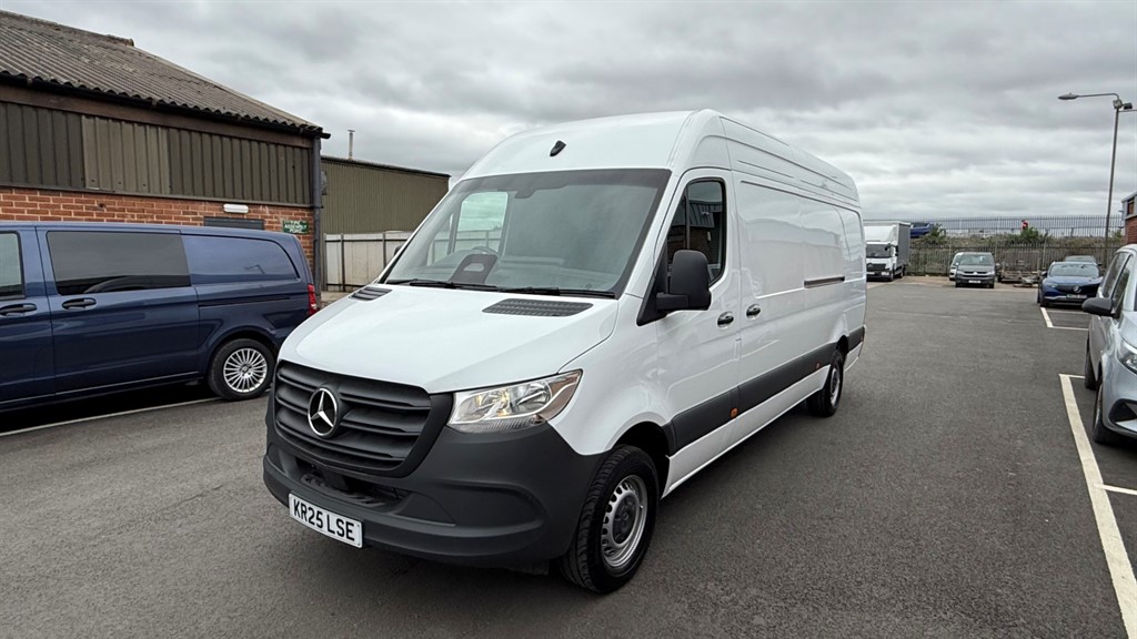 Used Mercedes-Benz Sprinter 2025 for sale - 78000570: Photo 2
