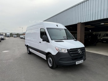 Mercedes-Benz Sprinter feature image