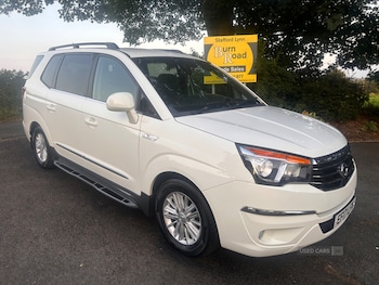 Used Ssangyong Turismo 2017 for sale - 79189408: Photo