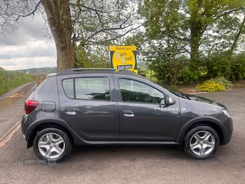 Used Dacia Sandero Stepway 2017 for sale - 79083338: Photo