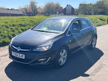 Used Vauxhall Astra 2013 for sale - 78370501: Photo