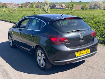 Used Vauxhall Astra 2013 for sale - 78370501: Photo