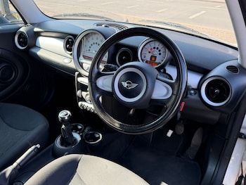 Used MINI Hatch undefined for sale - 78381659: Photo