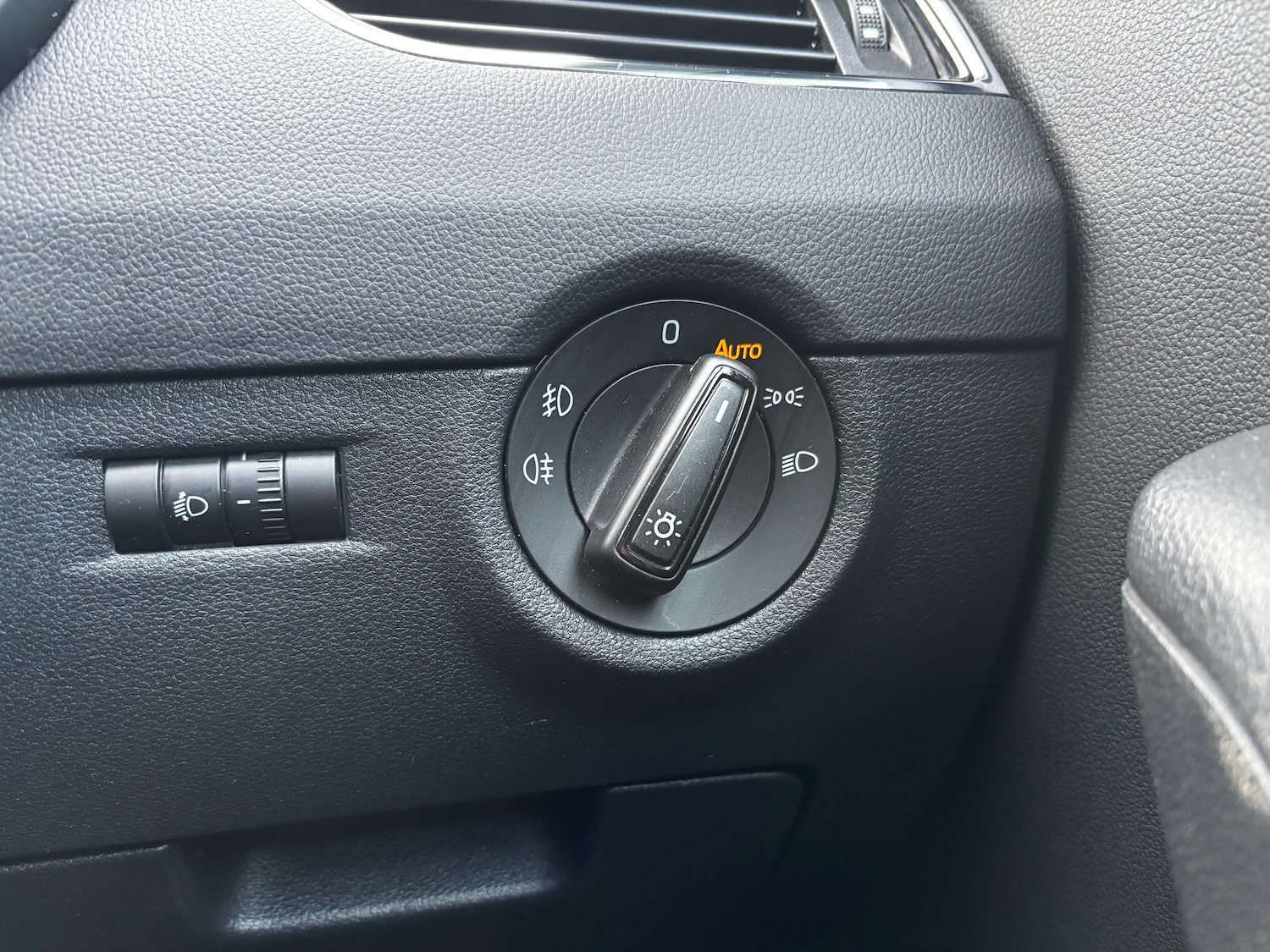 Used Skoda Octavia 2016 for sale - 77200757: Photo 55