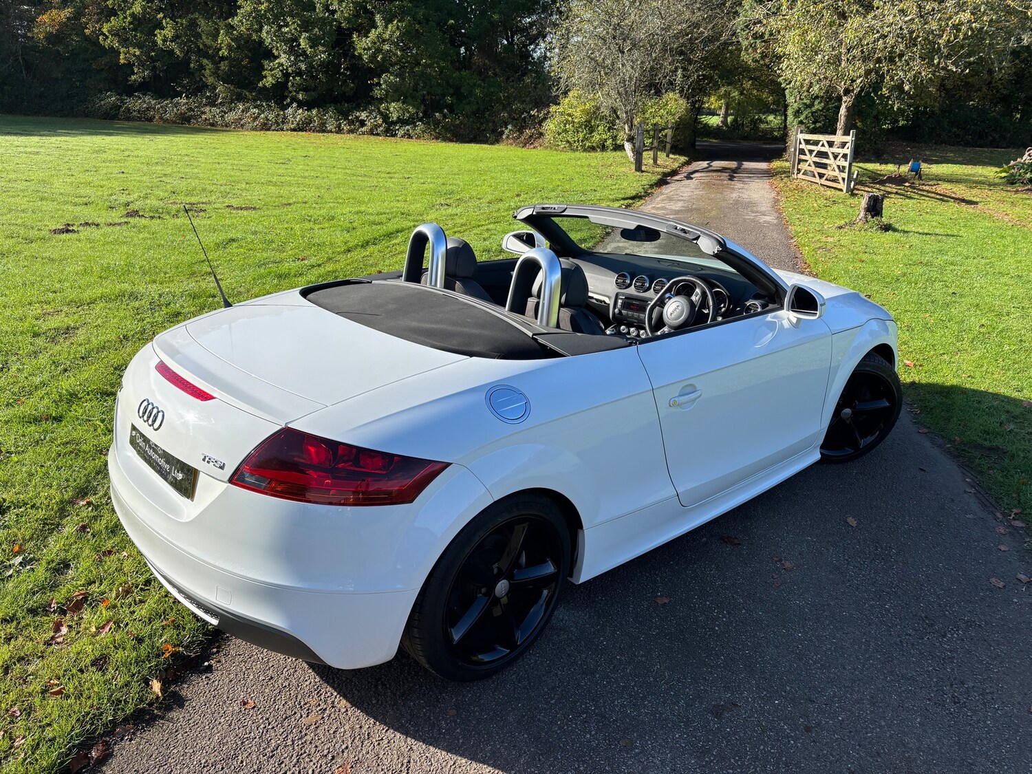 Used Audi TT 2011 for sale - 76984266: Photo 24