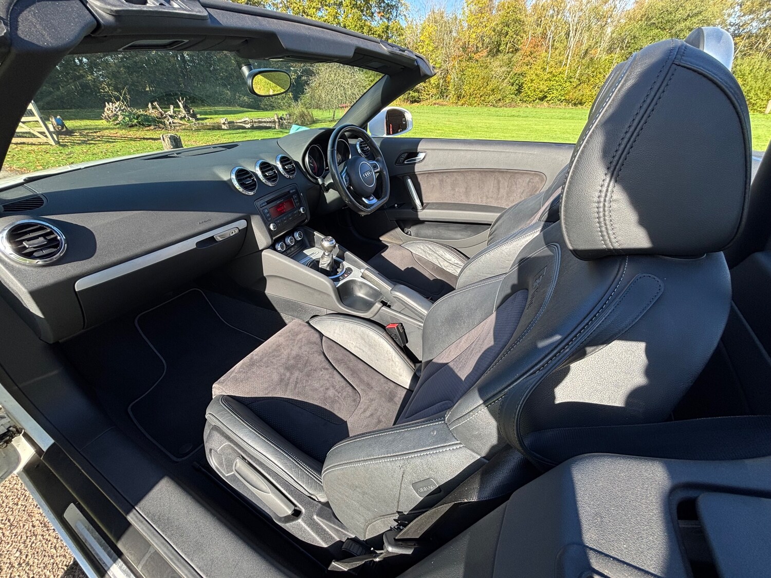 Used Audi TT 2011 for sale - 76984266: Photo 36