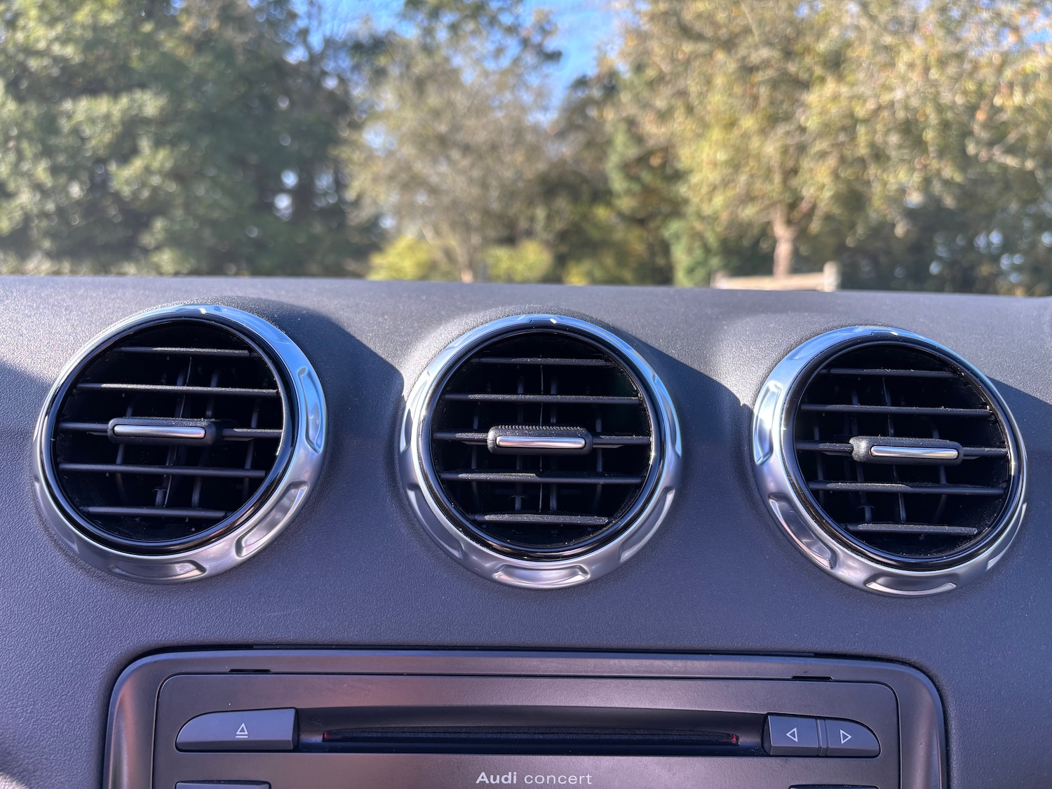 Used Audi TT 2011 for sale - 76984266: Photo 49