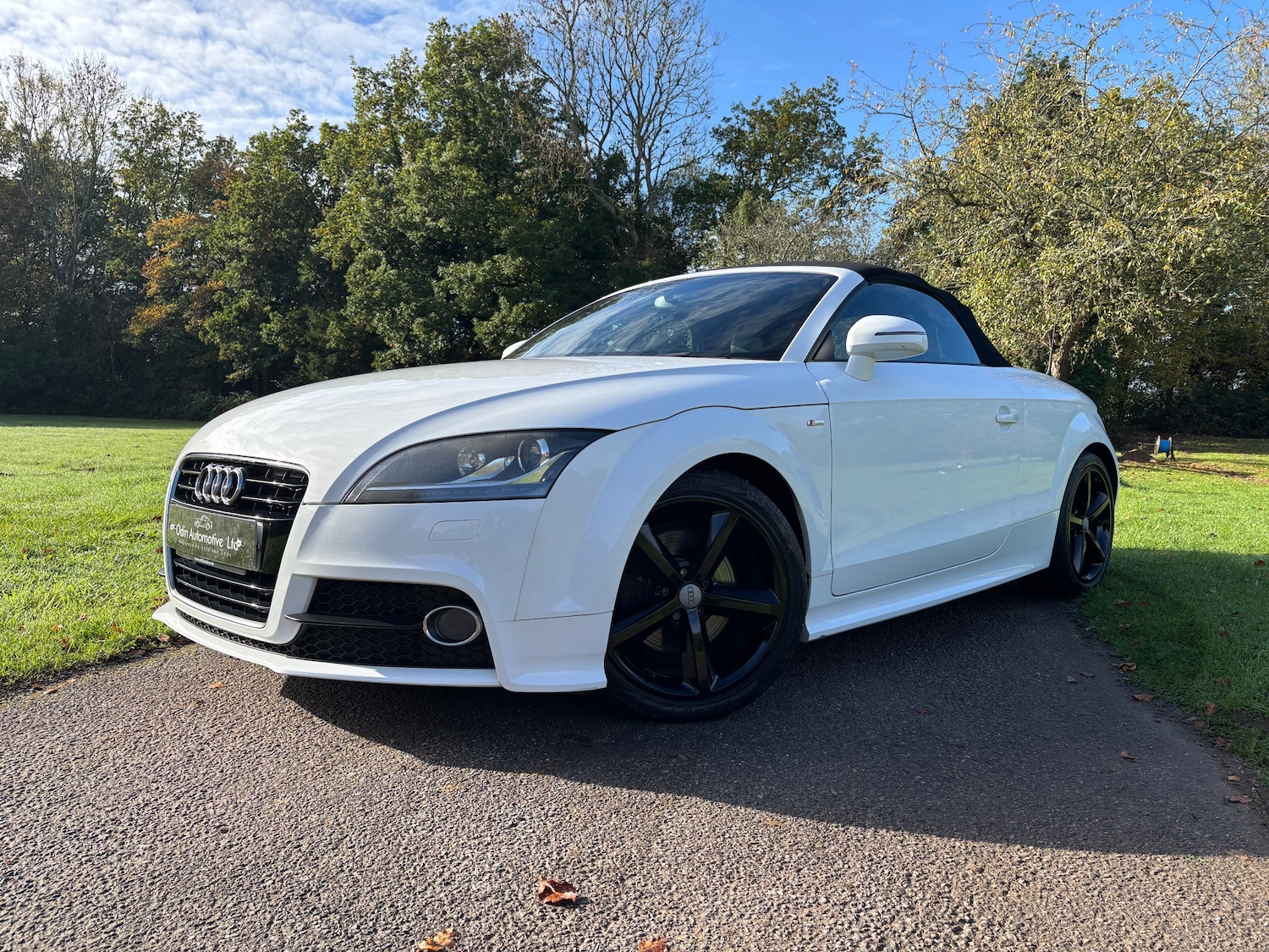 Used Audi TT 2011 for sale - 76984266: Photo 8