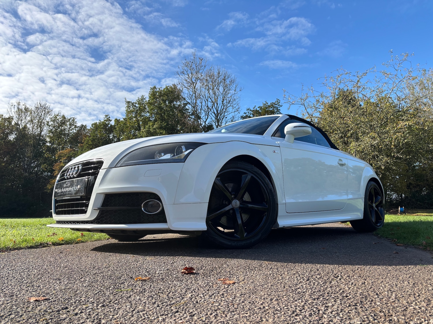 Used Audi TT 2011 for sale - 76984266: Photo 9