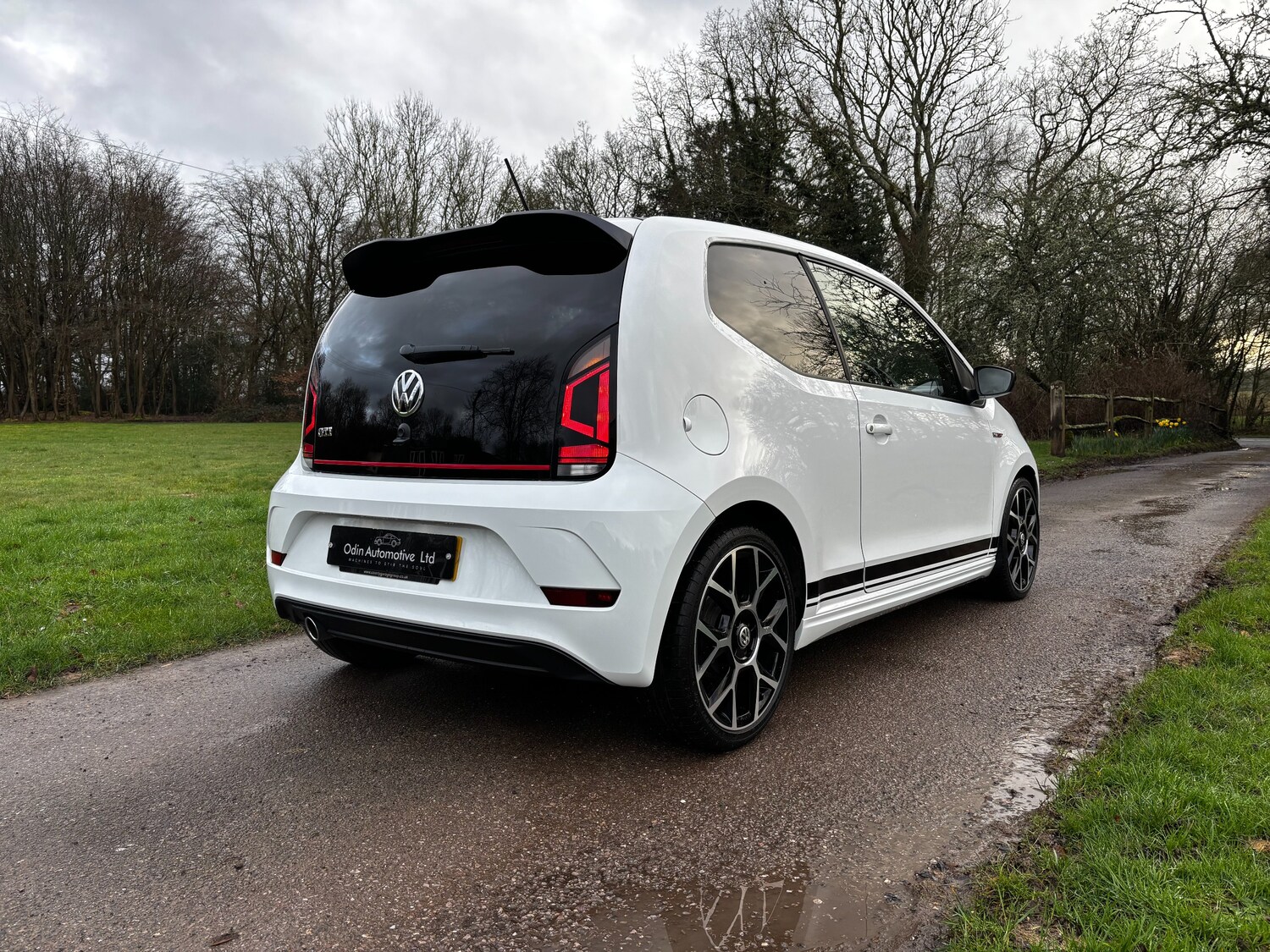 Used Volkswagen up! 2019 for sale - 77462962: Photo 27