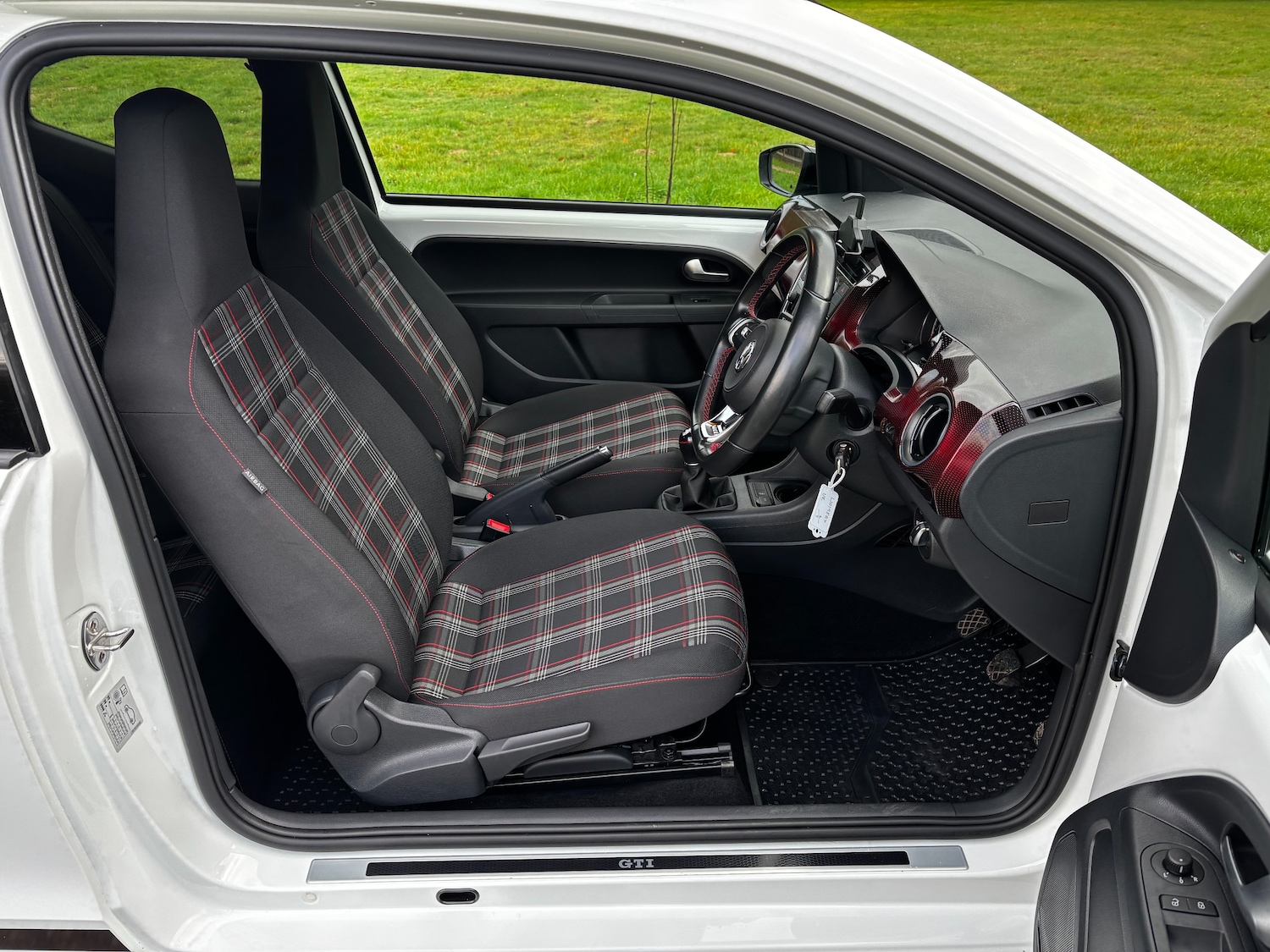 Used Volkswagen up! 2019 for sale - 77462962: Photo 34