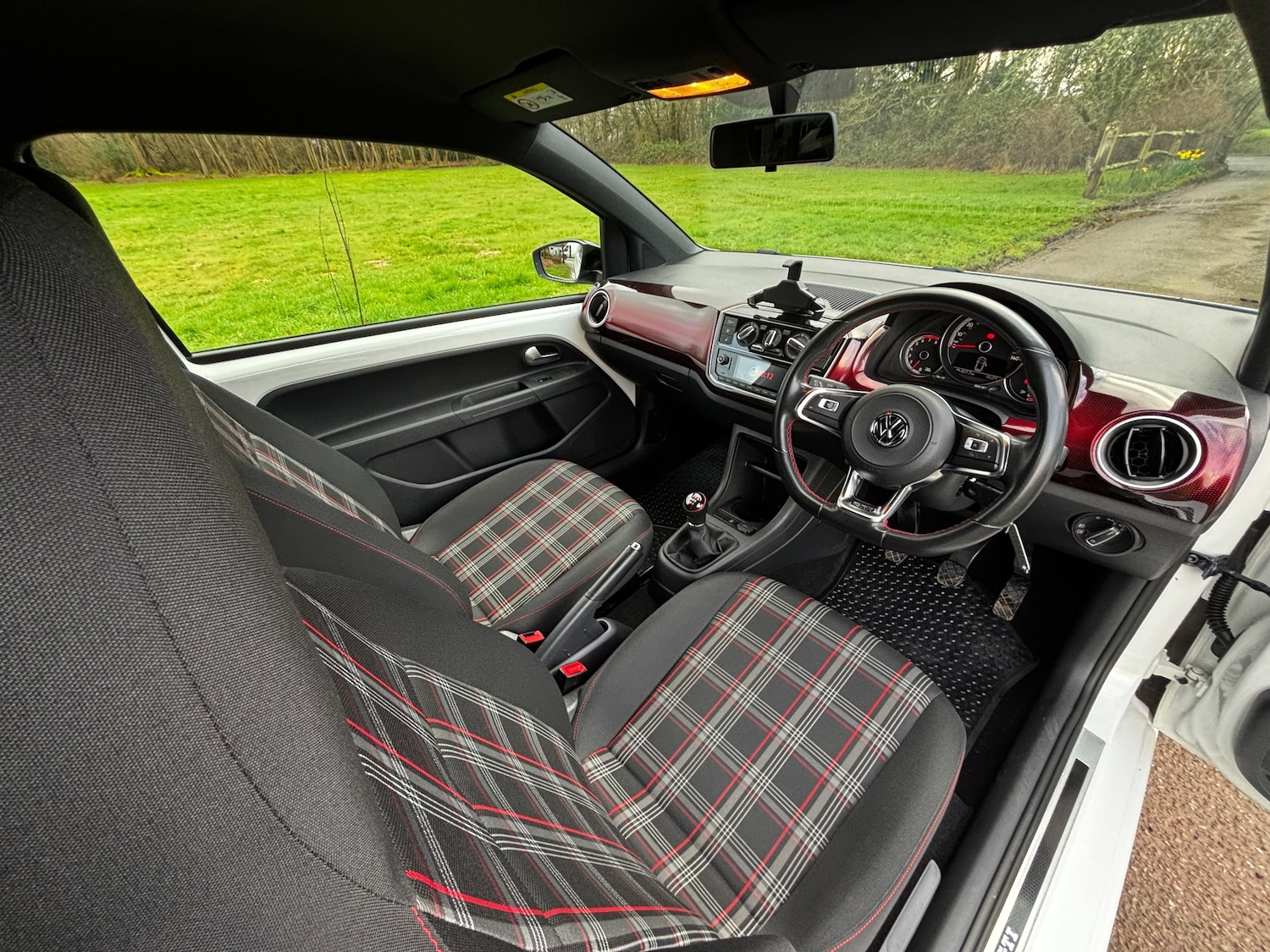 Used Volkswagen up! 2019 for sale - 77462962: Photo 36