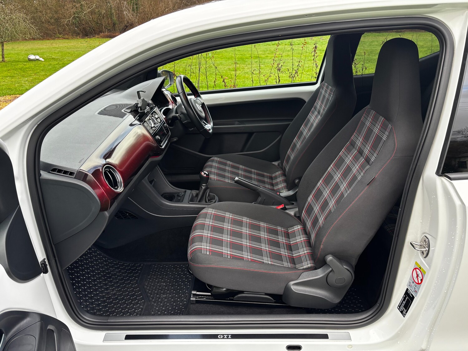 Used Volkswagen up! 2019 for sale - 77462962: Photo 39