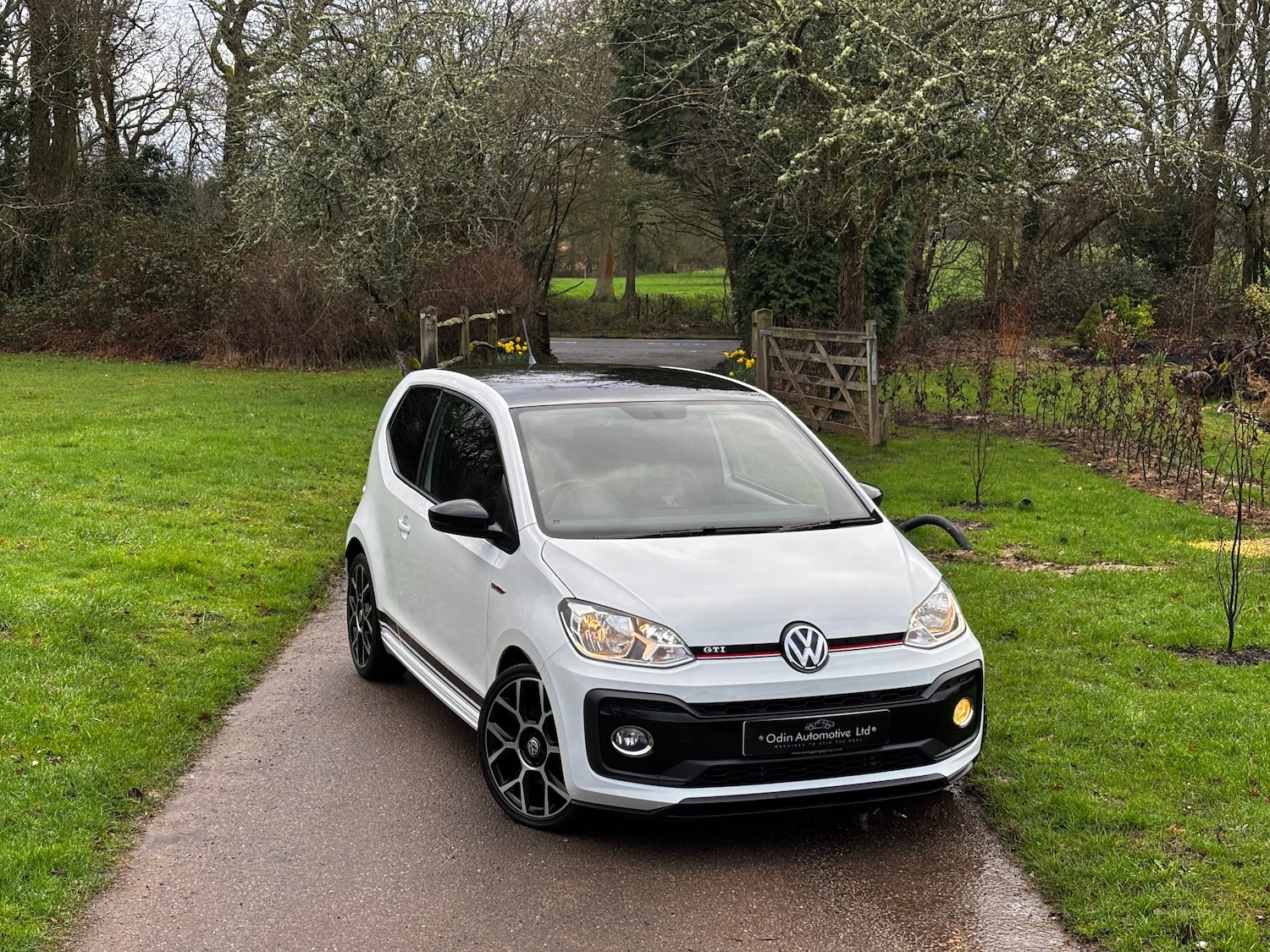 Used Volkswagen up! 2019 for sale - 77462962: Photo 5