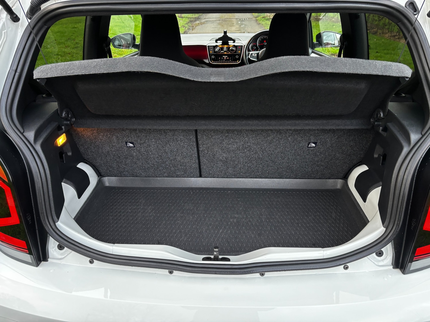 Used Volkswagen up! 2019 for sale - 77462962: Photo 58