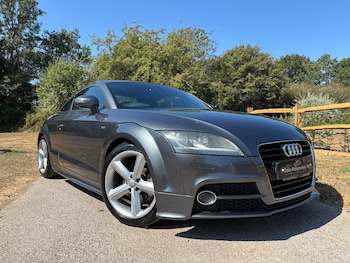 Used Audi TT 2011 for sale - 79463051: Photo