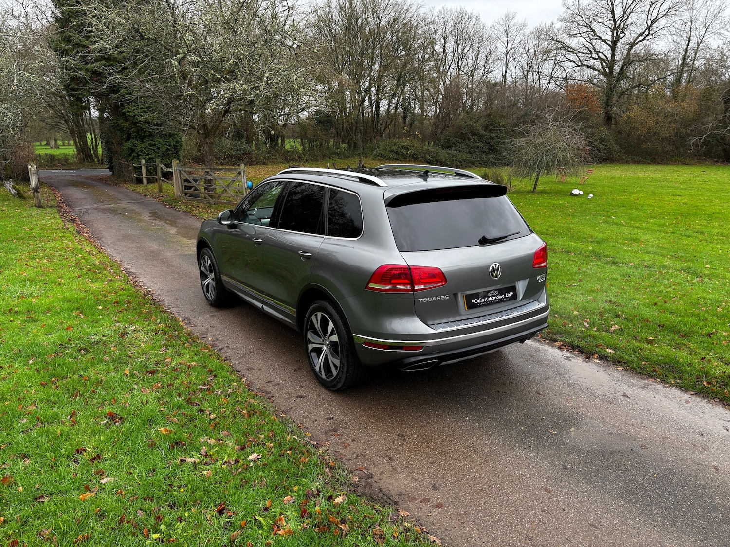 Used Volkswagen Touareg 2016 for sale - 76984267: Photo 32