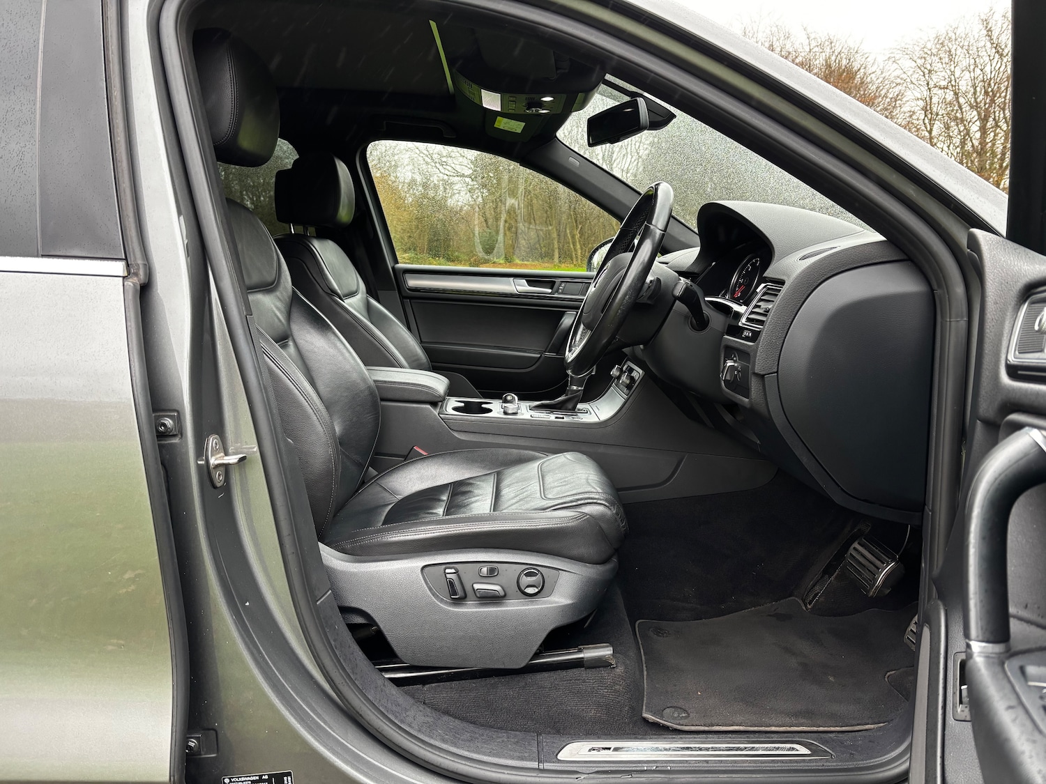 Used Volkswagen Touareg 2016 for sale - 76984267: Photo 49